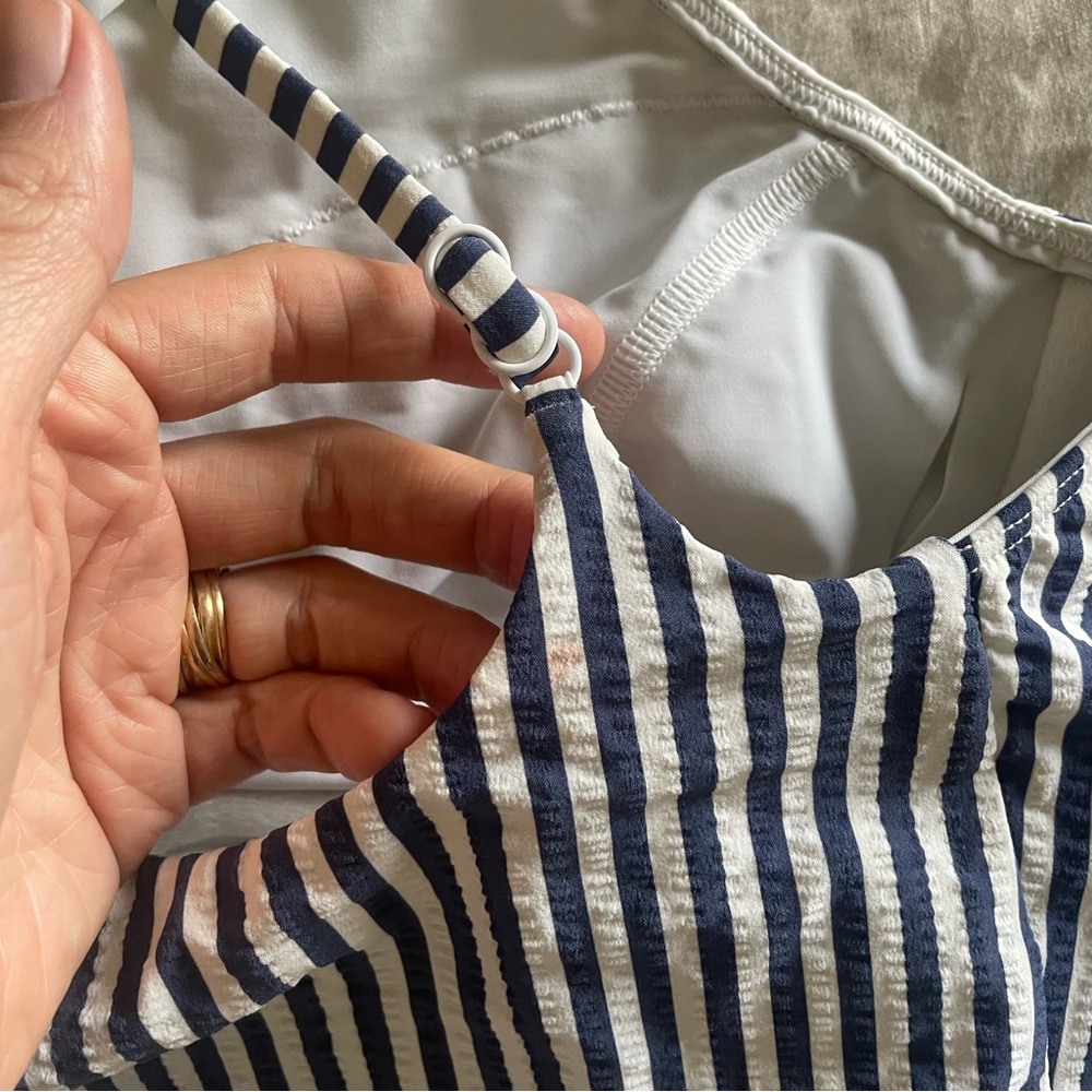 Lululemon Waterside Striped Bikini Top Navy and White Seersucker - Picture 2 of 3